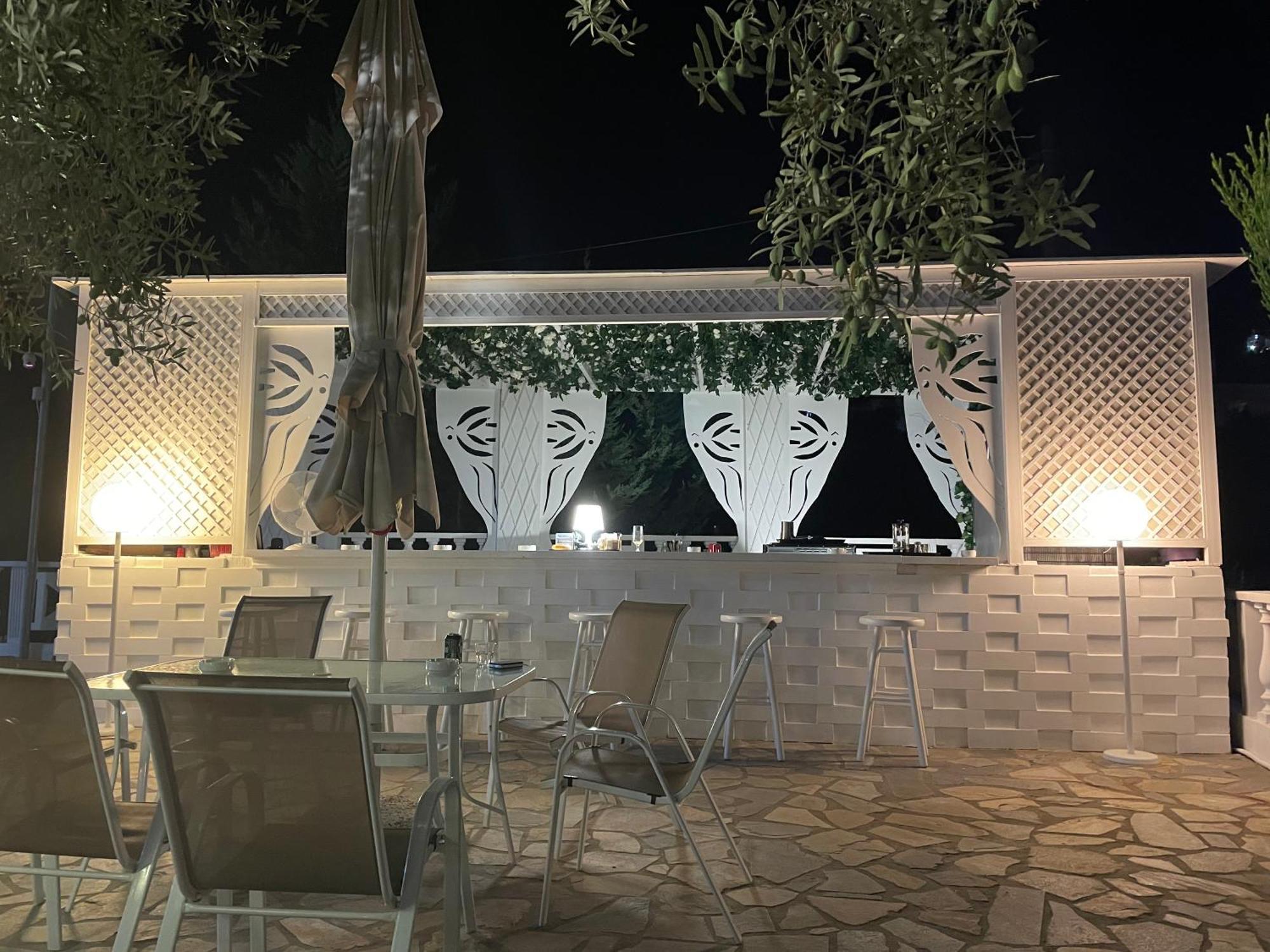 Hotel Valerios 크리오피지 외부 사진